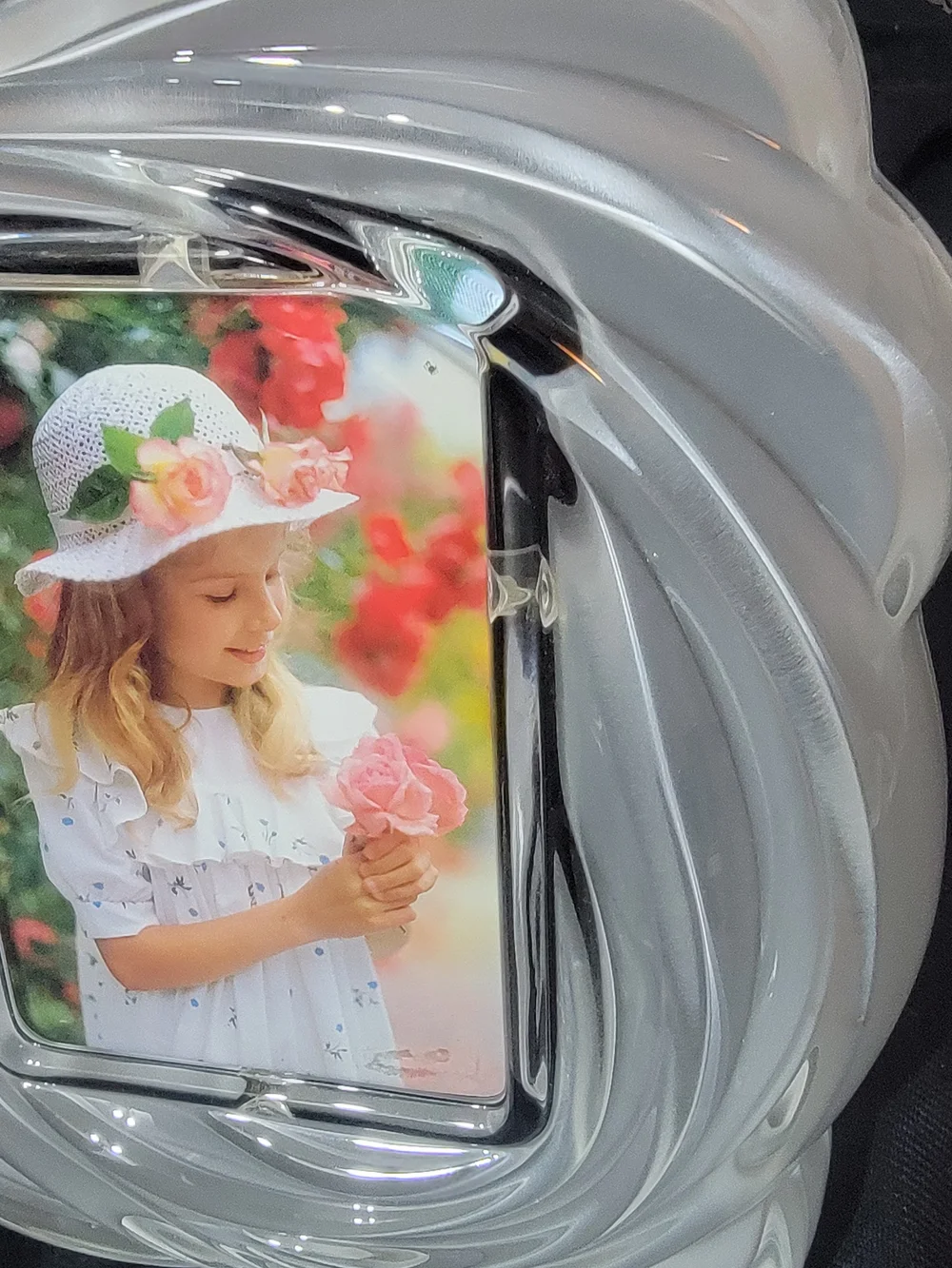 Vintage Mikasa Love KnotPhoto Frame - Decorative Picture Holder